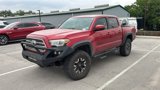 Used 2017 Toyota Tacoma TRD Off-Road image 3