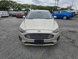 Used 2019 Ford Fusion SE image 2