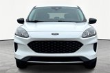 Used 2022 Ford Escape SE image 3