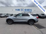 Used 2022 Ford Explorer XLT w/ Equipment Group 202A image 4