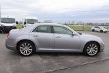 Used 2018 Chrysler 300 Limited image 3