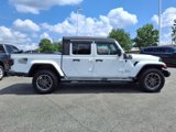 Certified 2021 Jeep Gladiator Overland image 3