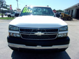 Used 2005 Chevrolet Silverado 2500 4x4 Regular Cab image 3