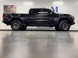 Used 2017 Toyota Tacoma TRD Off-Road w/ Tow Package image 3