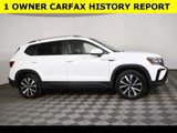 Used 2022 Volkswagen Taos SE w/ Panoramic Sunroof Package image 5