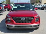 Used 2025 Hyundai Venue SE image 2