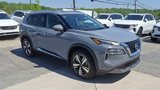 Used 2023 Nissan Rogue SL w/ SL Premium Package image 2