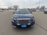 Used 2022 GMC Terrain SLT w/ Infotainment Package II image 2