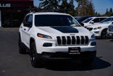 Used 2015 Jeep Cherokee Sport image 2