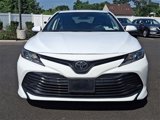 Used 2019 Toyota Camry LE image 2