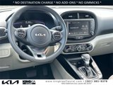 Used 2025 Kia Soul LX image 2