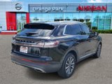 Used 2021 Lincoln Nautilus FWD image 2