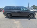 Used 2019 Dodge Grand Caravan GT image 2
