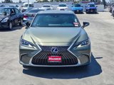 Used 2020 Lexus ES 300h w/ Premium Package image 2