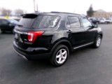 Used 2016 Ford Explorer XLT w/ Equipment Group 201A image 3