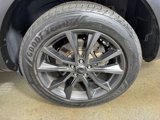 Used 2017 Ford Explorer XLT w/ Equipment Group 202A image 5