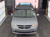 Used 2019 Dodge Grand Caravan SXT image 2