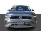 Used 2022 Volkswagen Tiguan SE image 2