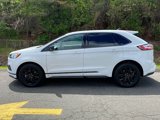 Certified 2022 Ford Edge SE w/ Black Appearance Package image 4