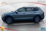 Used 2020 Volkswagen Tiguan SE image 2