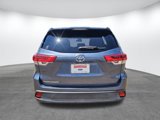 Used 2019 Toyota Highlander LE image 5