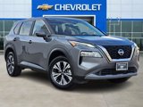 Used 2023 Nissan Rogue SV image 3