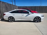 Used 2018 Honda Accord Sport image 5