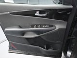 Used 2019 Kia Sorento EX w/ EX Touring Package image 3