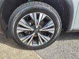 Used 2023 Nissan Rogue SV image 5