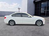 Used 2017 BMW 320i Sedan image 4