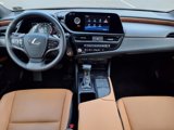 Certified 2022 Lexus ES 350 w/ Premium Package image 5