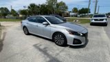 Used 2023 Nissan Altima 2.5 SV image 2