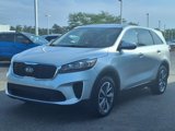 Used 2020 Kia Sorento LX image 2