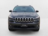 Used 2018 Jeep Cherokee Latitude Plus image 2