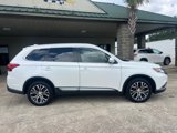 Used 2018 Mitsubishi Outlander LE image 3