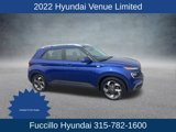 Used 2022 Hyundai Venue Limited image 2