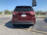 Used 2015 Toyota Highlander LE image 4