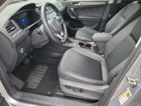 Used 2024 Volkswagen Tiguan SE image 5