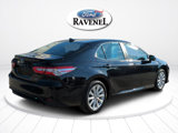 Used 2019 Toyota Camry LE image 3