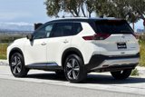 Used 2021 Nissan Rogue Platinum image 6
