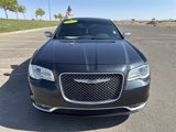 Used 2017 Chrysler 300 C Platinum image 2