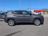 Used 2024 Jeep Compass Sport image 3