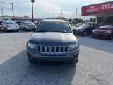 Used 2016 Jeep Compass Latitude image 2