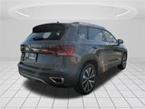 Used 2024 Volkswagen Taos SE w/ Panoramic Sunroof Package image 5