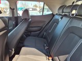 Used 2022 Hyundai Venue Limited w/ Cargo Package image 6