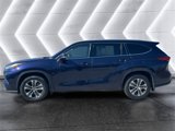 Used 2022 Toyota Highlander XLE image 3