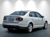Used 2010 Volkswagen Jetta Limited Edition image 4