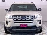 Used 2018 Ford Explorer XLT w/ Equipment Group 202A image 2