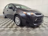 Used 2018 Toyota Corolla LE image 2