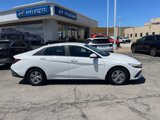 Certified 2024 Hyundai Elantra SE image 2